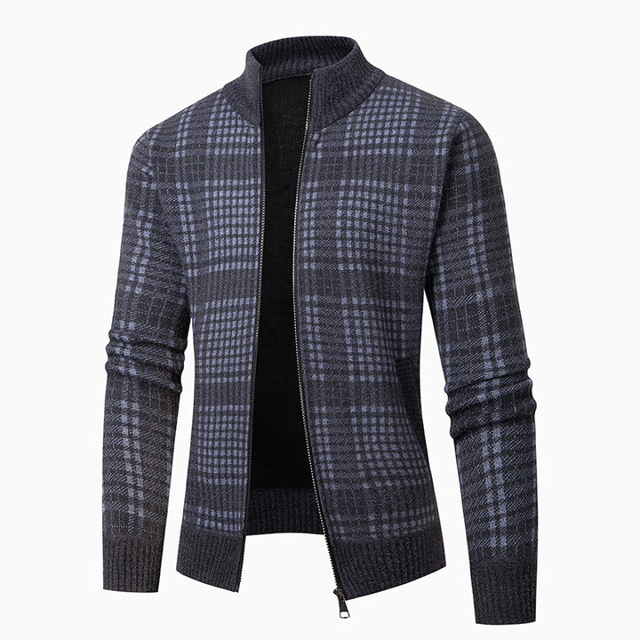 Herren modische Strickjacke mit modernem Karomuster und hohem Kragen Echoarchiv