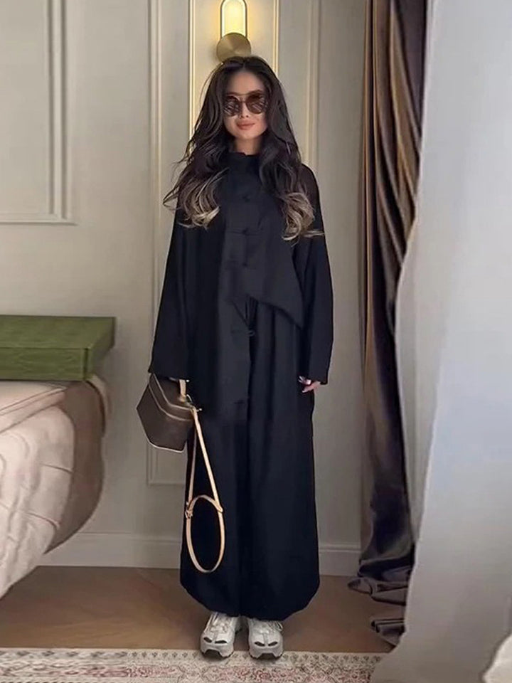 Damen Zweiteiliges Oversize Lounge‑Set mit Stehkragen und dekorativen Knotenverschlüssen Echoarchiv
