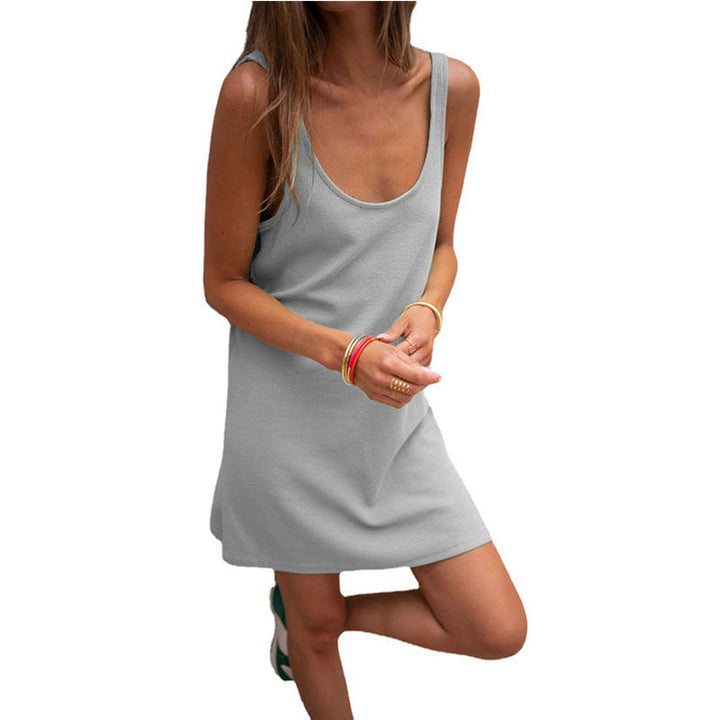 Damen Sommerliches Freizeitkleid mit tiefem Ausschnitt und leichtem Stoff Echoarchiv