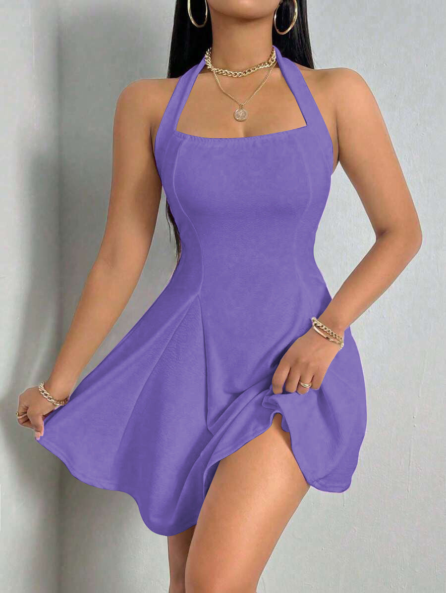 Damen Sommerliches Neckholder Kleid mit fließendem Saum Echo Archiv