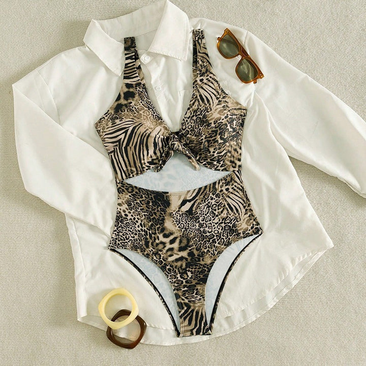 Damen Einteiler Badeanzug mit sexy Schnitt und animalischem Print Echo Archiv