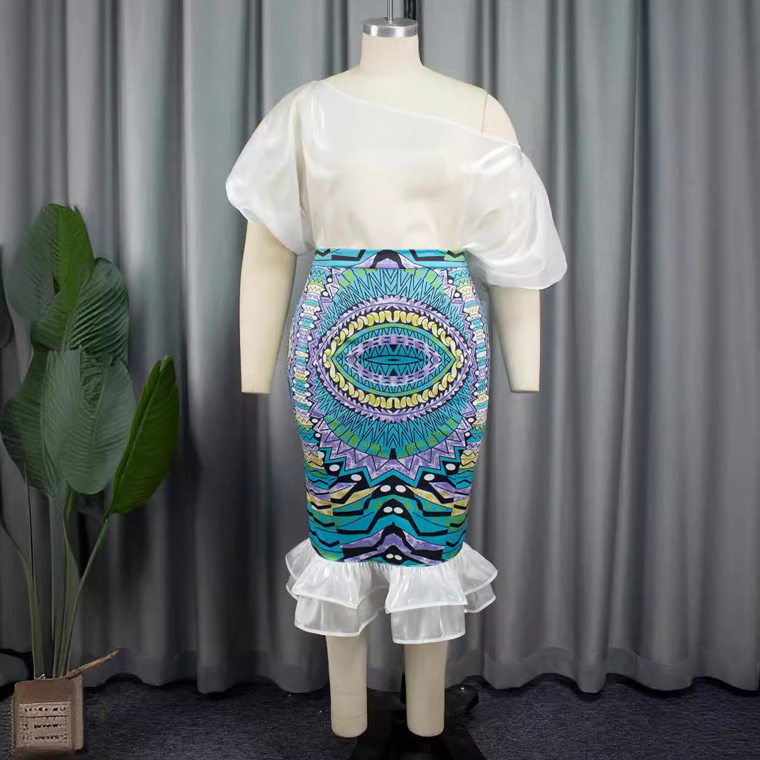 Damen Elegantes Kleid mit asymmetrischem Design und buntem Print Echo Archiv