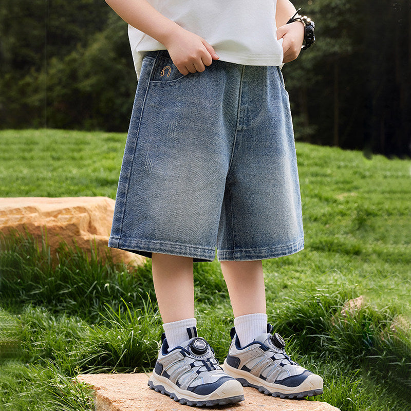 Jungen lässige Denim-Shorts mit kreativen Stickdetails Echo Archiv