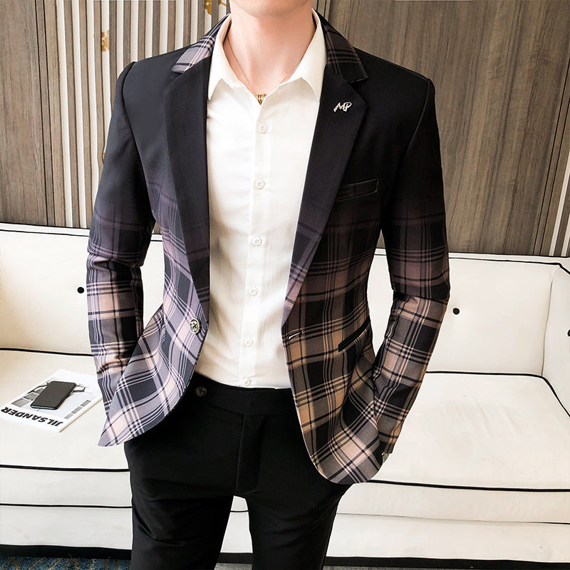 Herren eleganter Karo-Blazer mit modernem Schnitt und feinen Details Echoarchiv