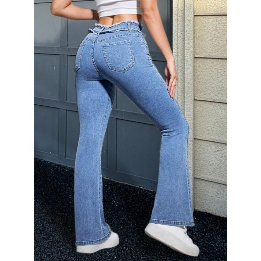 Damen Hochtaillierte Sculpting-Flared-Jeans mit gerafftem Bund und figurformender Passform Echo Archiv