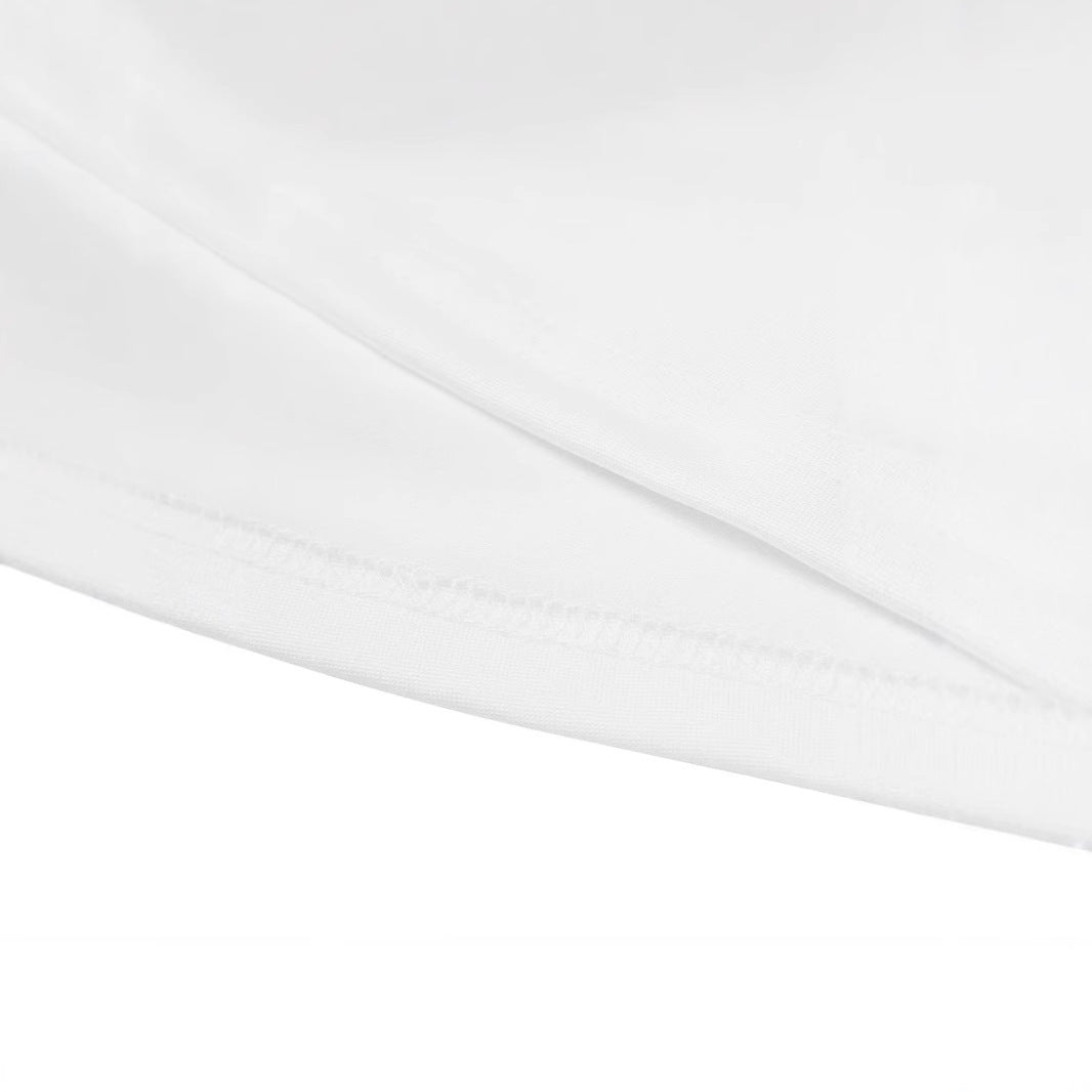Damen Crop-T-Shirt mit frischem Kirschmotiv und verspieltem Schleifen-Design Echo Archiv