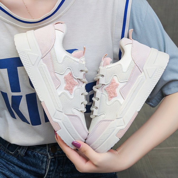 Damen Sneakers mit glitzerndem Sternenapplikation und komfortabler Dämpfung Echo Archiv