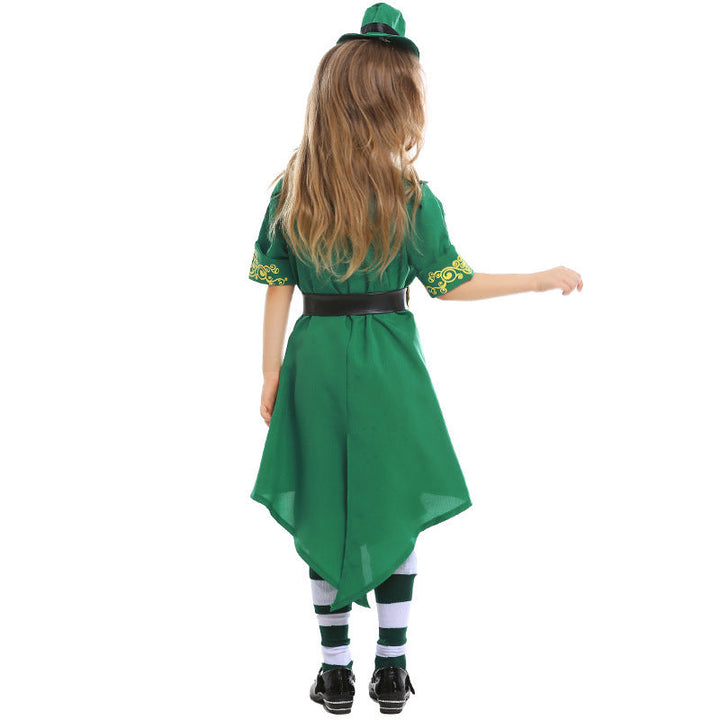 Mädchen Kostüm als irischer Leprechaun mit Hut und Schürze Echo Archiv