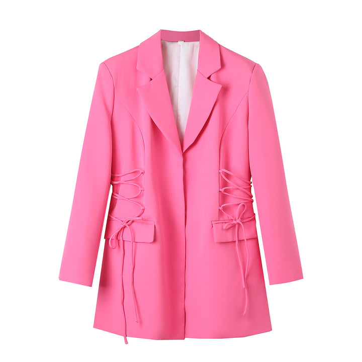 Damen taillierter Longblazer mit seitlicher Schnürung und Pattentaschen – Célinea
