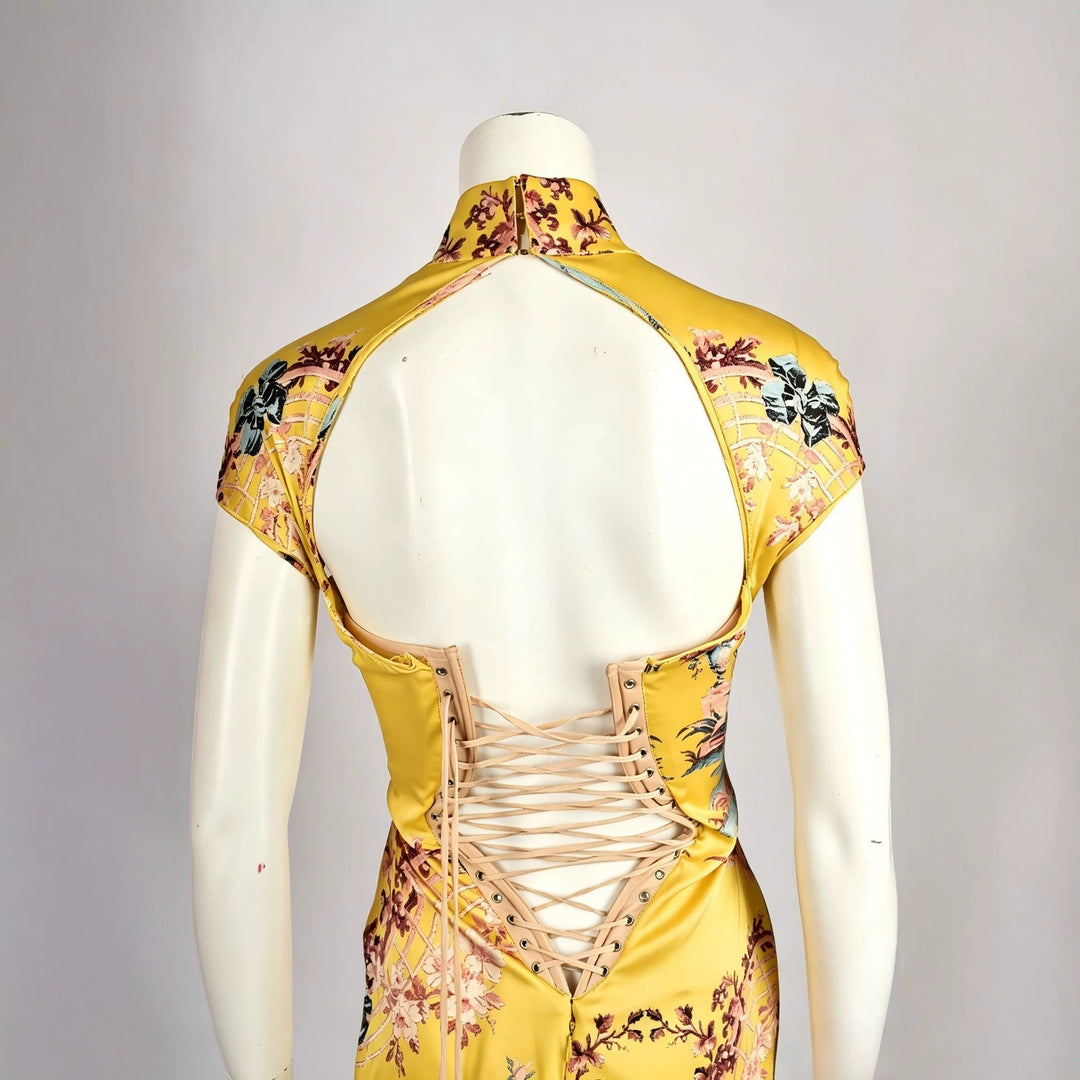 Damen Chiffon-Kleid mit asiatischem Design und Rüschendetails Echo Archiv