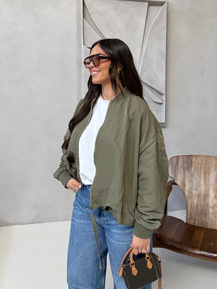 Damen Oversize Bomberjacke mit Tunnelzug, gerippten Bündchen und leichtem Nylon-Finish Echoarchiv