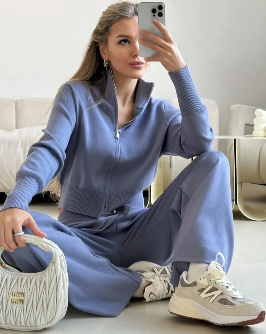 Damen nan gestricktes Loungewear-Zweiteiler mit kurzem Reißverschluss-Cardigan und weitem Highwaist-Hosenbein Echo Archiv