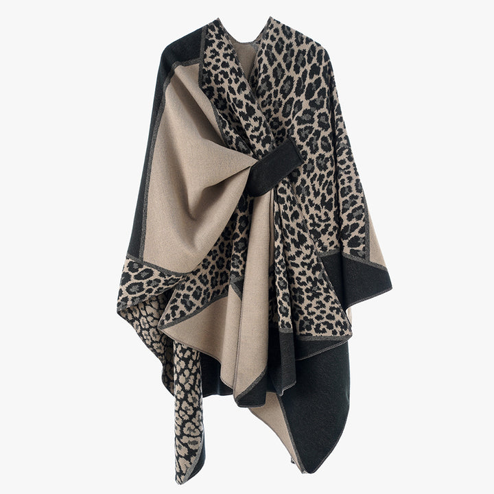 Damen Reversibles Feinstrick‑Cape mit tonalem Leo‑Jacquard und Gurtführung Echo Archiv