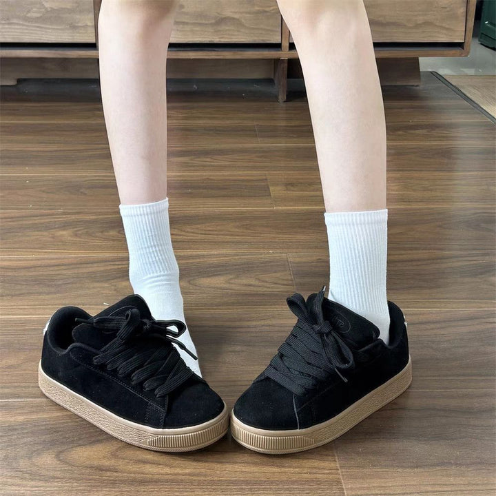 Damen Sportliche Sneakers aus hochwertigem Wildleder mit rutschfester Sohle Echo Archiv