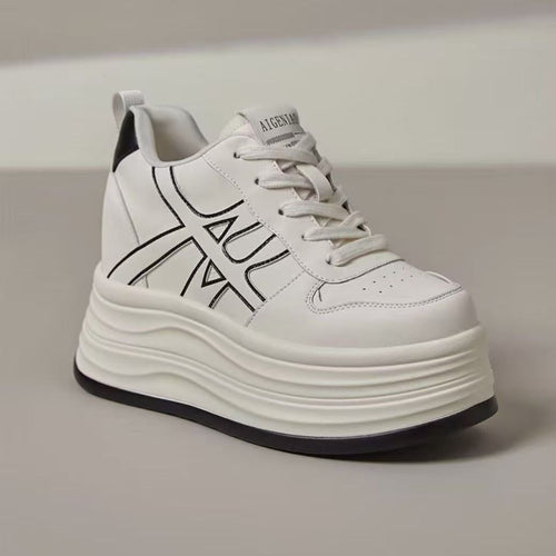 Damen Plateau Sneaker mit grafischem Muster und dämpfender Sohle Echo Archiv