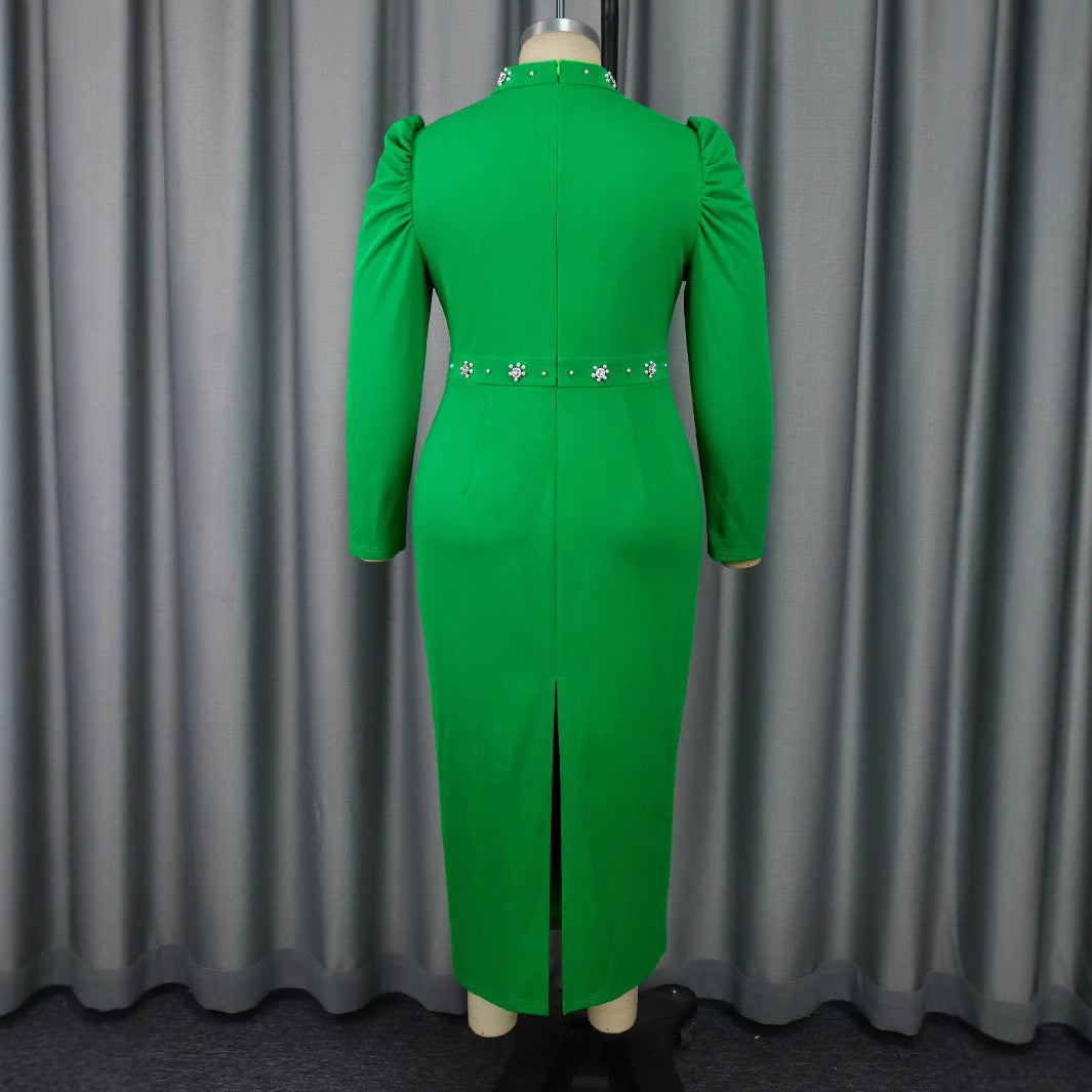 Damen Elegantes Kleid mit asymmetrischen Cut-Outs und blumigen Akzenten Echo Archiv