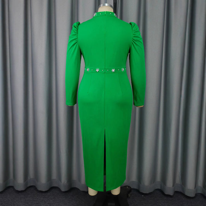 Damen Elegantes Kleid mit asymmetrischen Cut-Outs und blumigen Akzenten Echo Archiv