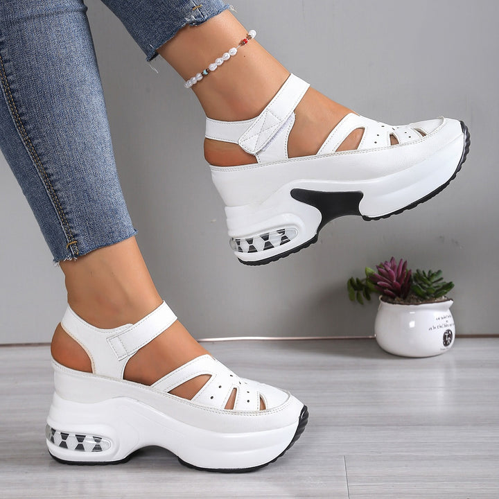 Damen Keil-Sandalen mit luftgepolsterter Sohle und Klettverschluss Echo Archiv