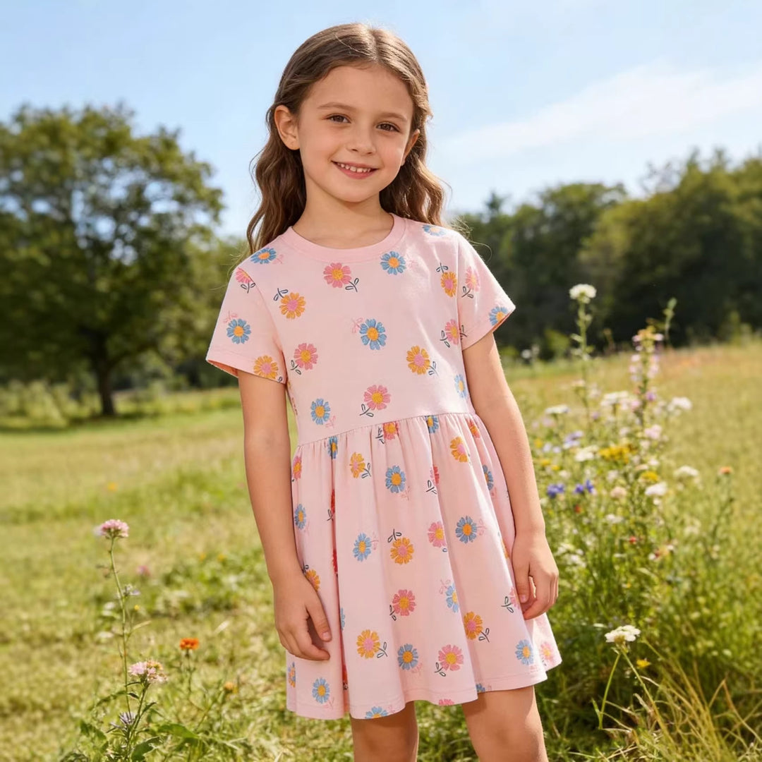 Mädchen Sommerkleid mit buntem Blumenmuster Echo Archiv