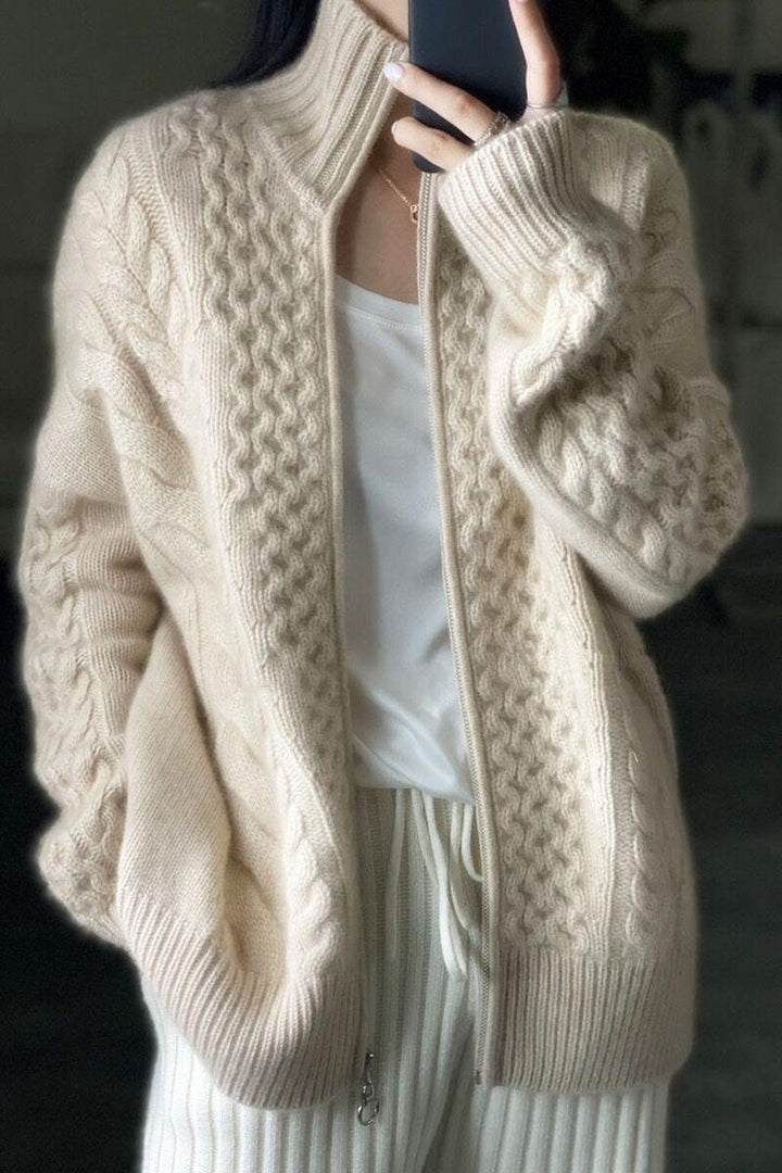 Damen Oversize Zopfmuster-Mockneckpullover aus kuscheligem Mohair‑Look Echoarchiv