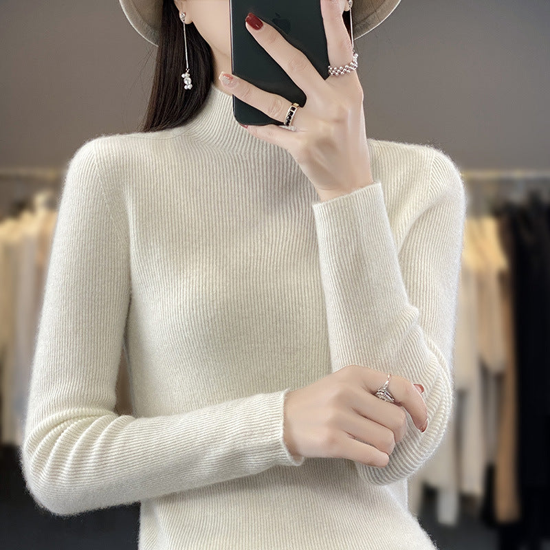 Damen Schlanker Feinstrick-Mockneckpullover aus feinem Angora‑Mix Echoarchiv