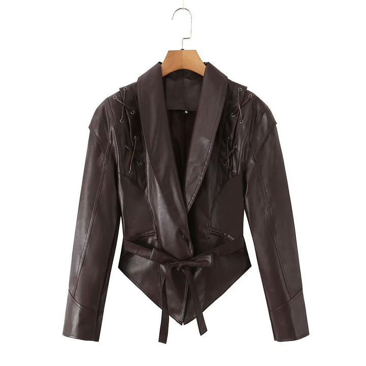 Damen taillierter Kunstlederblazer mit Schnürdetails an den Schultern und Bindegürtel Echo Archiv