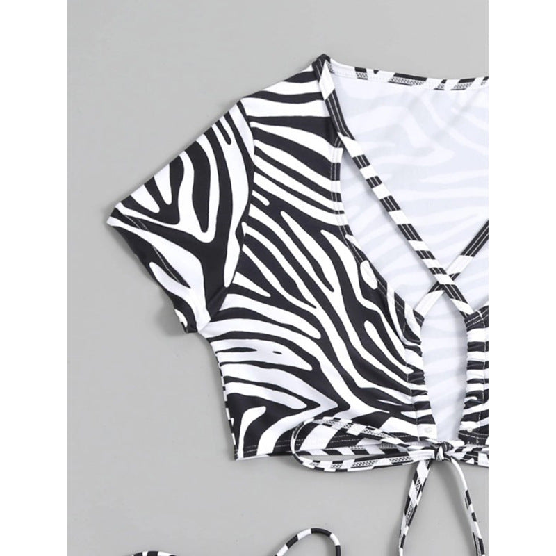 Damen Bikini-Set mit stylischen Schnürdetails und aufregendem Zebra-Muster Echo Archiv
