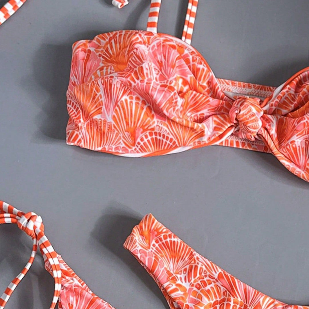 Damen Bandeau-Bikini mit Rüschen und seitlichen Bindebändern Echo Archiv
