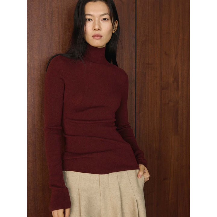 Damen Schmal geschnittener Rollkragenpullover aus Merino‑Mix Feinstrick Echoarchiv