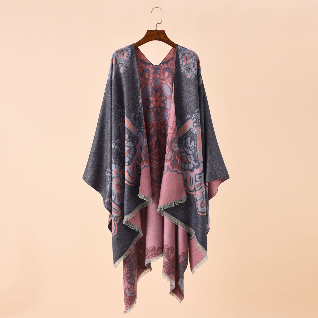 Damen Leichter Jacquard-Überwurf mit kaschmirähnlichem Griff und Fransensaum – Avelisse