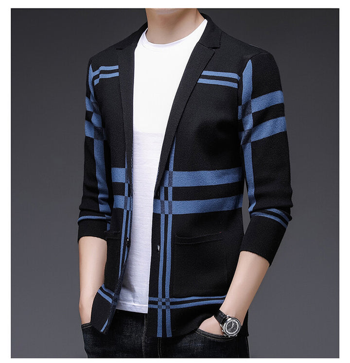 Herren modische Strickjacke mit elegantem Karomuster Echoarchiv