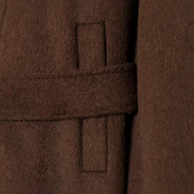 Damen Kurzer Wollmix‑Capecoat mit hohem Stehkragen, verdeckter Knopfleiste und Taillenbindegürtel Echo Archiv