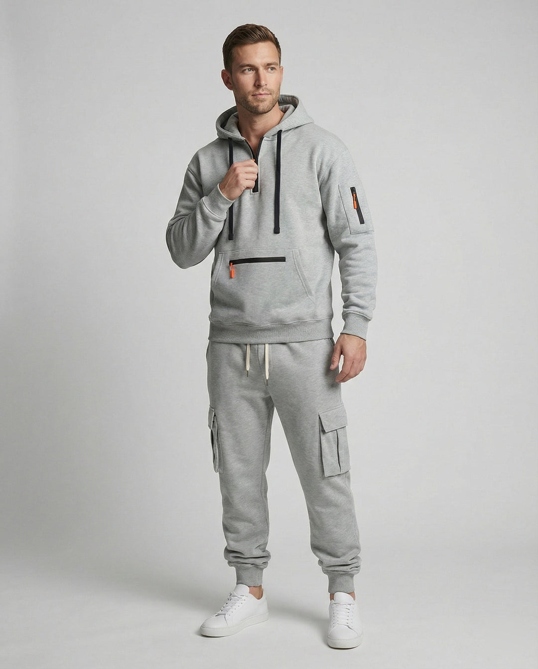 Freizeitanzug Herren mit Hoodie und Cargo Jogginghose – Marzano