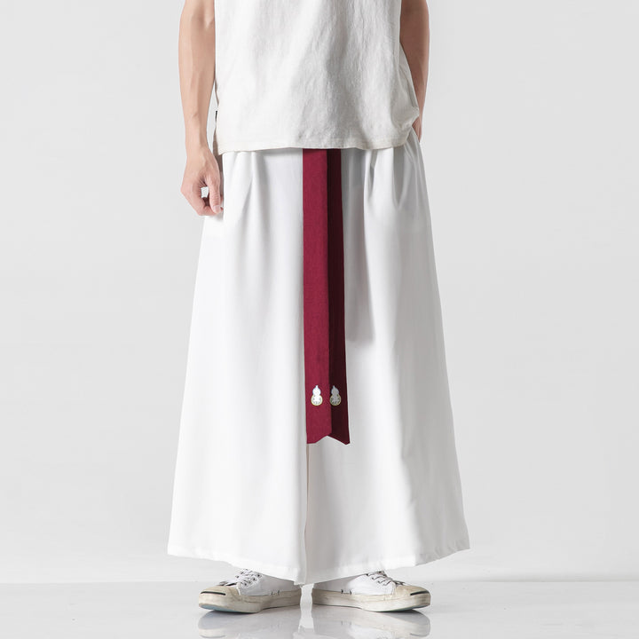 Herren nagelneue Haremshose mit innovativem Design und farbigen Akzenten Echoarchiv