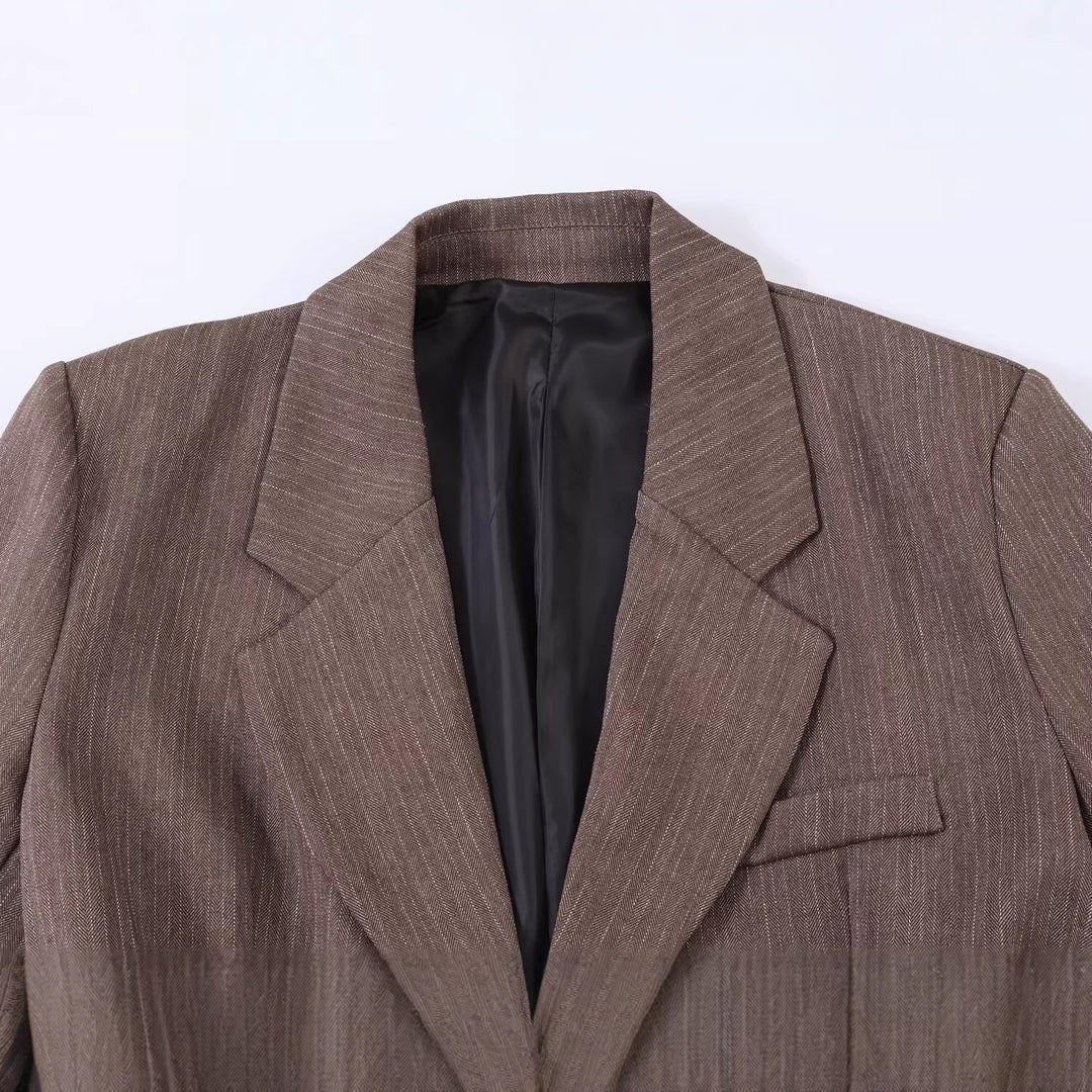 Damen Taillierter Einreihiger Blazer mit Gürtel und tonalem Nadelstreifen Echo Archiv