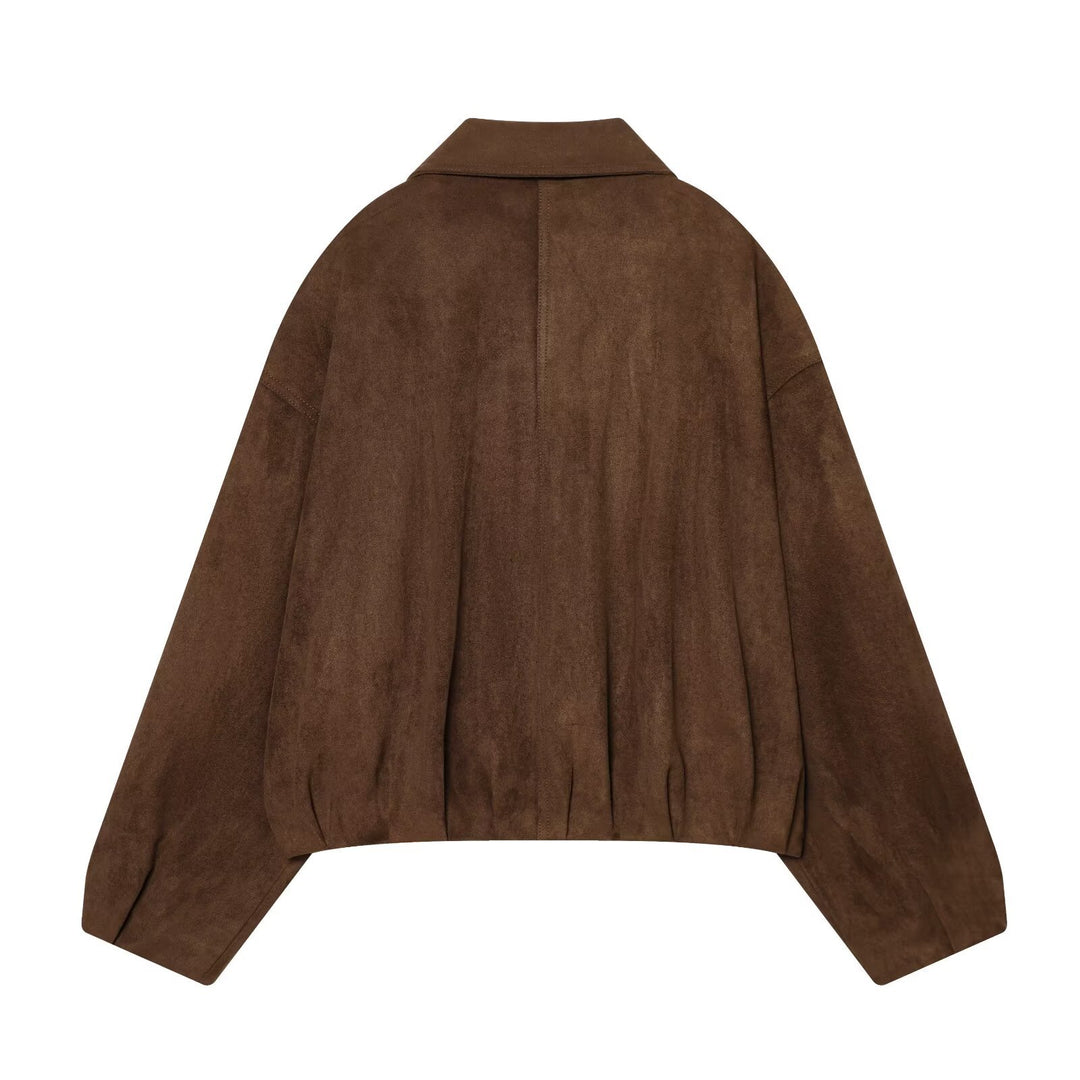 Damen Kurze Veloursleder-Bikerjacke mit Schulterklappen, Reißverschlusstaschen und kastiger Silhouette Echo Archiv