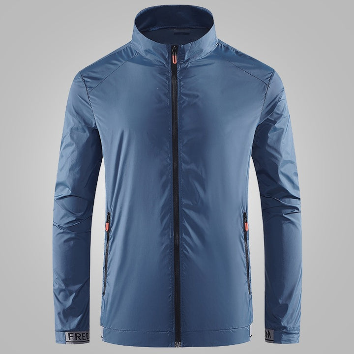 Herren Leichte Performance‑Windjacke mit hochschließendem Stehkragen Echoarchiv