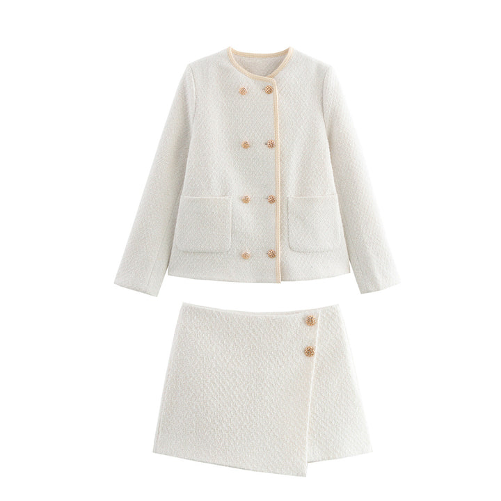 Damen elegante Bouclé-Jacke mit Rundhalsausschnitt, doppelter Zierknopfleiste und aufgesetzten Taschen – Célinea