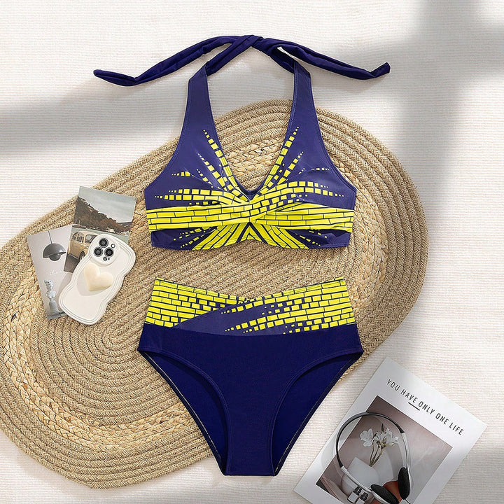 Damen Triangel-Bikini mit modischem Schnitt und graphischem Design Echo Archiv