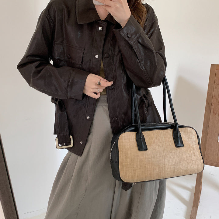 Damen Kurze Oversize-Lederjacke mit Taillenzug und Druckknopfleiste Echoarchiv
