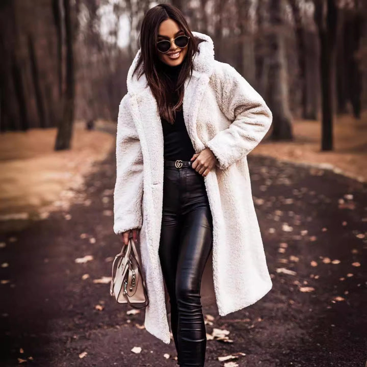 Damen kuschelige Teddyjacke im Oversized-Stil mit Kapuze Echoarchiv