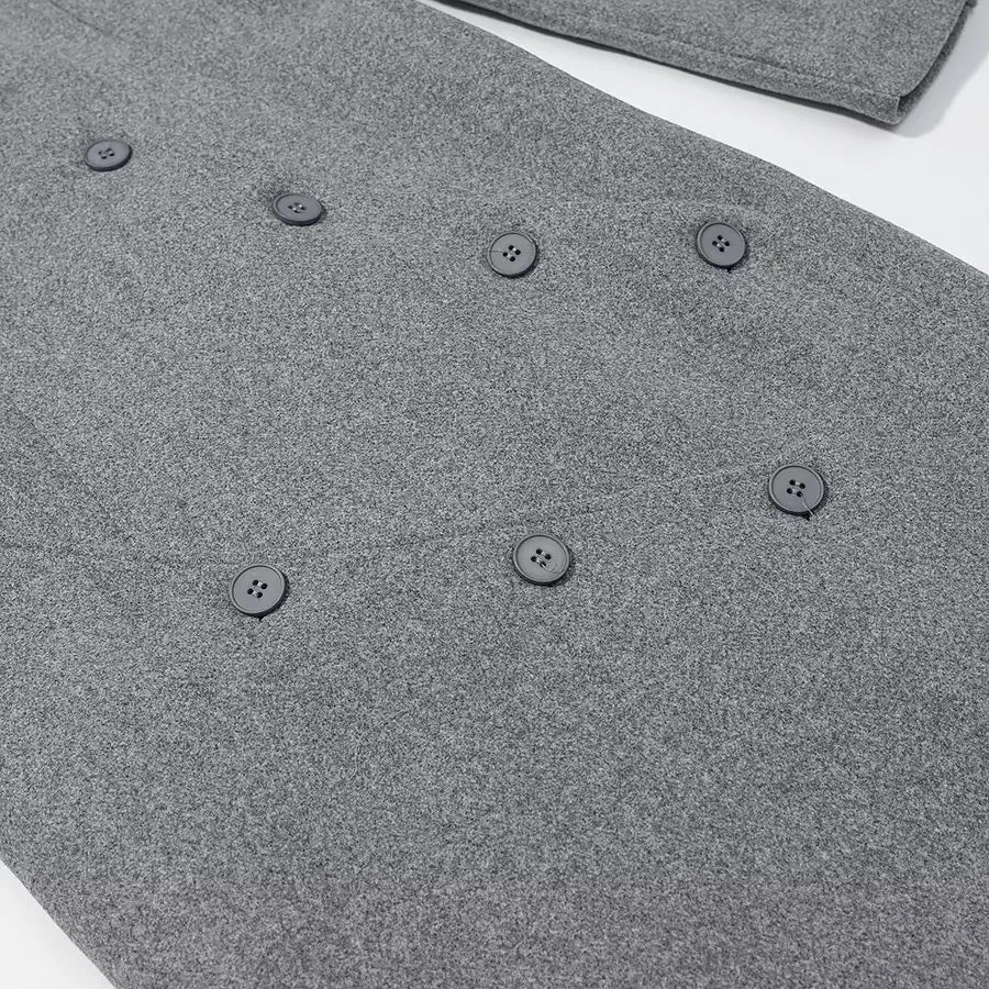 Damen asymmetrischer Maxi-Mantel mit Rundhalsausschnitt und geschwungener Knopfleiste – Montévia