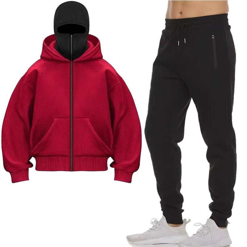 Herren Kapuzenjacke mit hohem Kragen und Jogginghose Echoarchiv