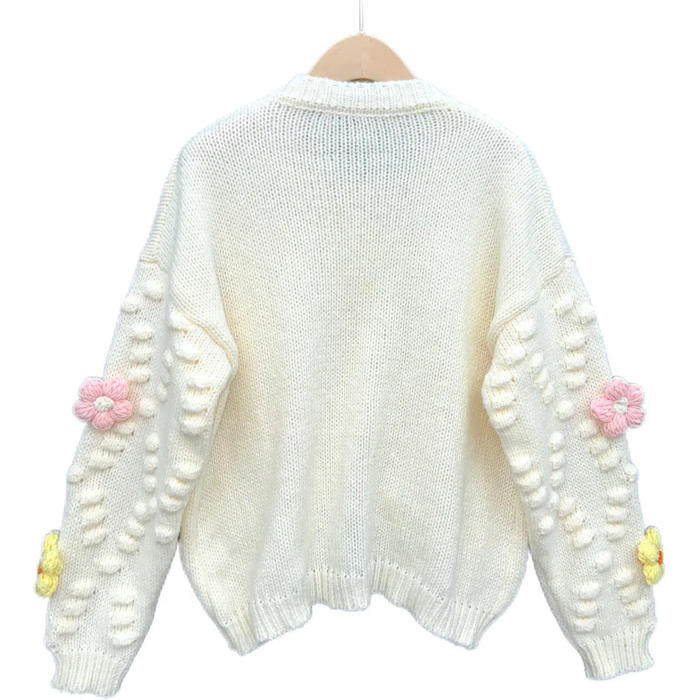 Damen Verspielter Strickpullover mit floralen Applikationen – Mavelle
