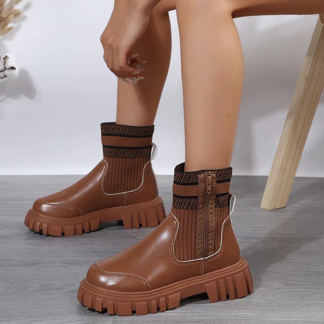 Damen Chunky Chelsea‑Boots mit Strickschaft, Reißverschluss und grober Lug‑Sohle Echo Archiv