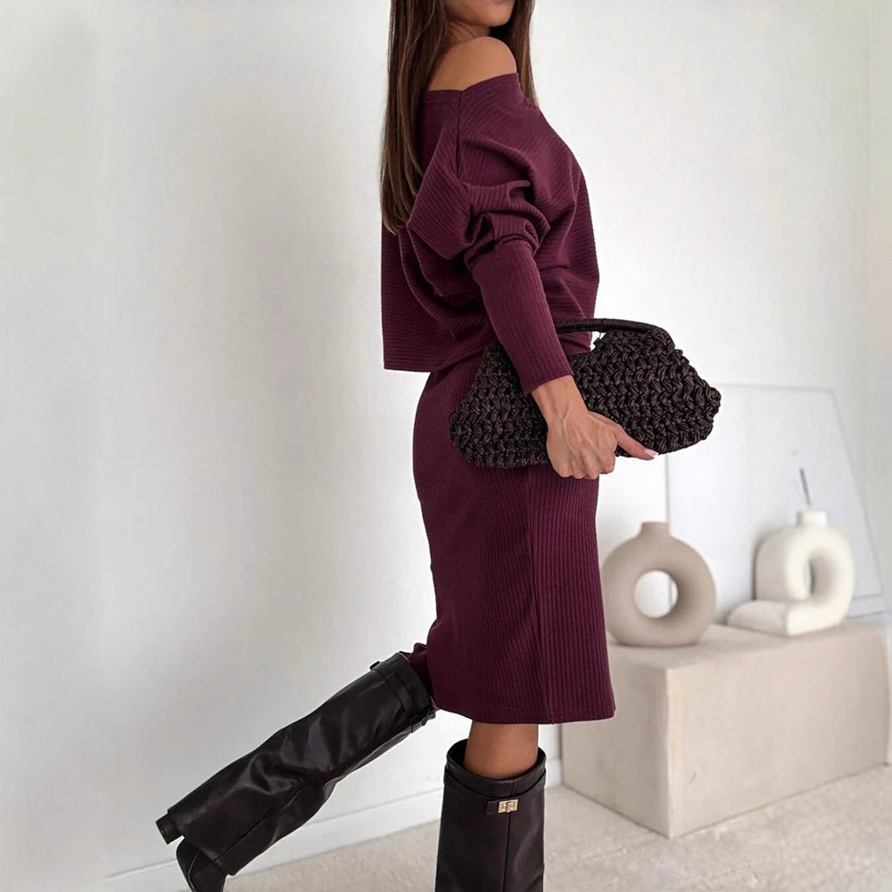 Damen Zweisitiges geripptes Strick-Set mit Off-Shoulder-Oversize-Pullover und tailliertem Midirock mit Seitenschlitz – Mavelle