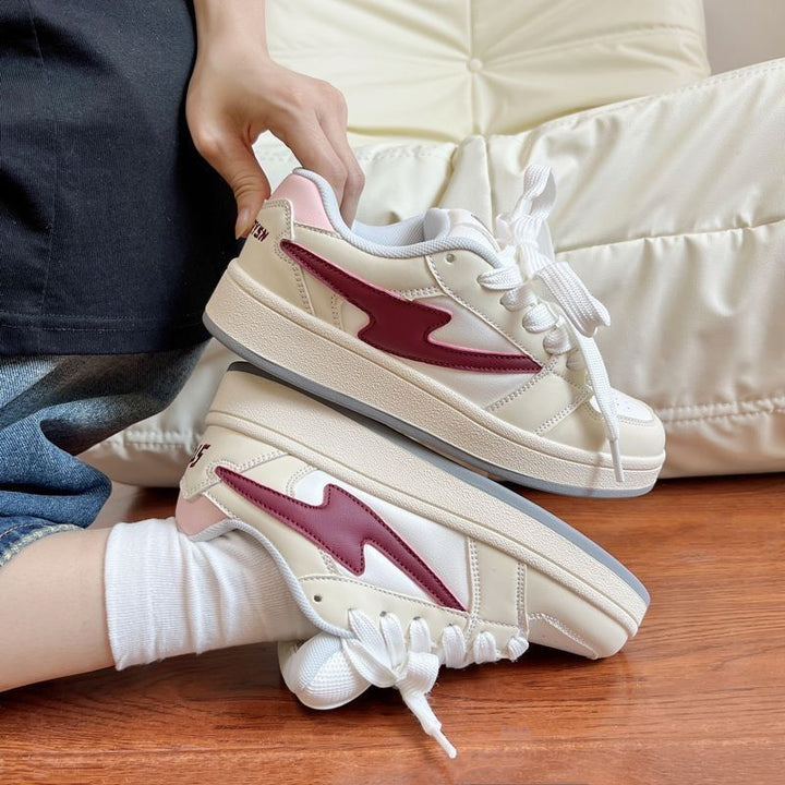 Damen sportliche Sneaker mit gepolstertem Schaft von Echo Archiv