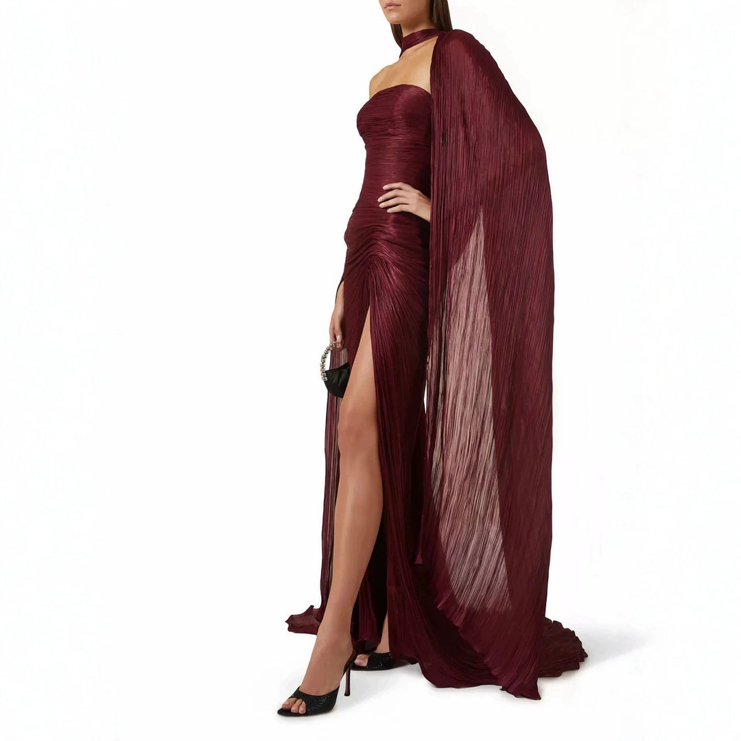 Damen Elegantes Maxi-Kleid mit asymmetrischem Schnitt und Plissierungen Echo Archiv