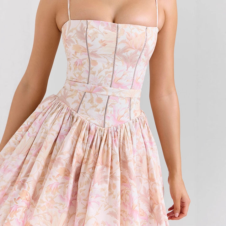 Damen Verspieltes Minikleid mit floralem Muster Echo Archiv