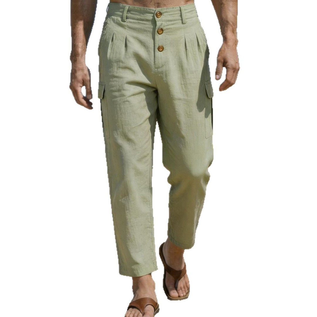 Herren Bundfalten-Cargohose mit Knopfverschluss, aufgesetzten Cargotaschen und gekürztem Bein – Bravaro